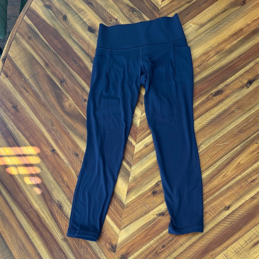 Athleta Navy Salutation High Rise 7/8 Tight